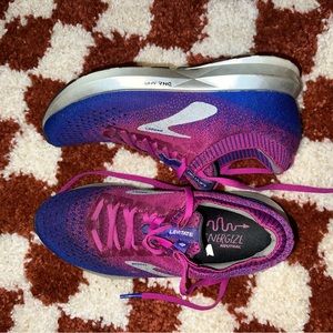 Brooks Levitate running shoes